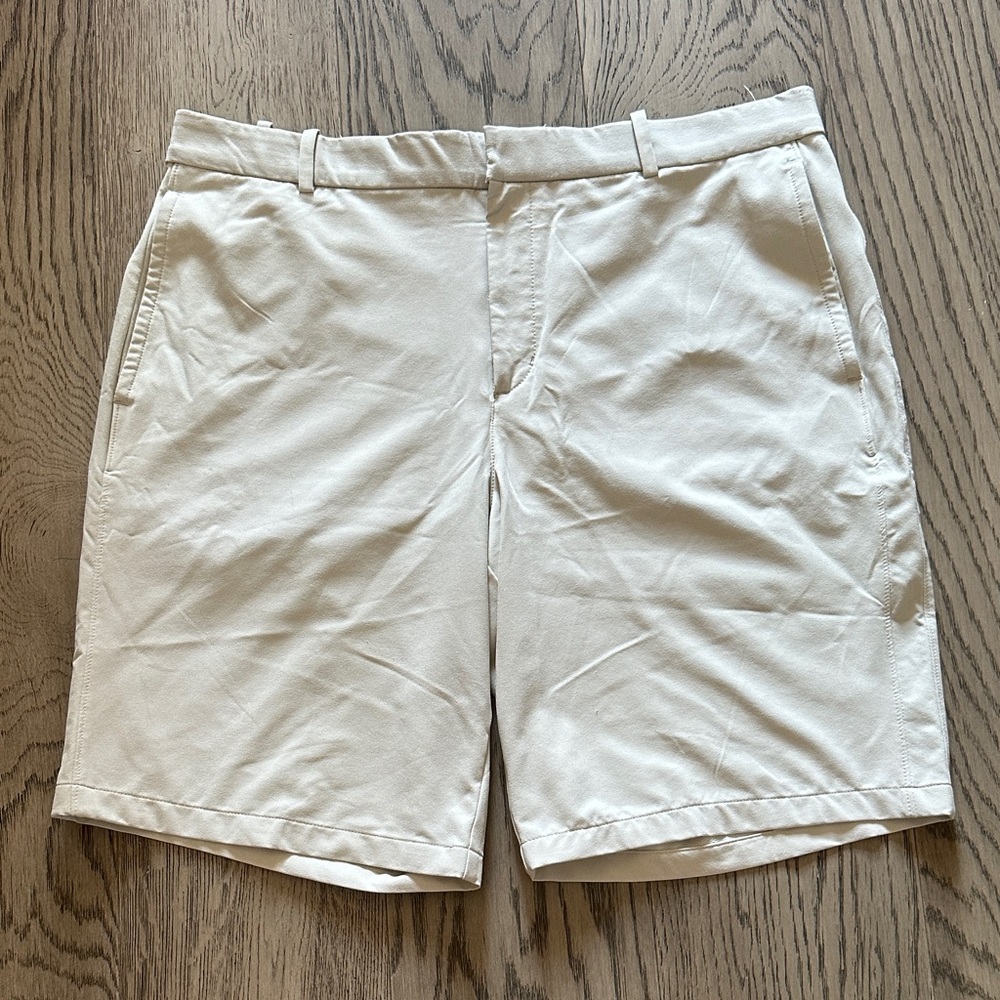 Nike Men's Flat Front Cream Shorts